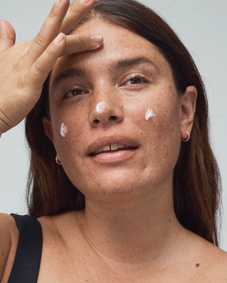 Moisture Barrier vs Skin Barrier: What's the Difference?